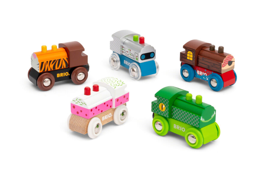 BRIO - THEMED TRAIN ASSORTMENT (EACH)